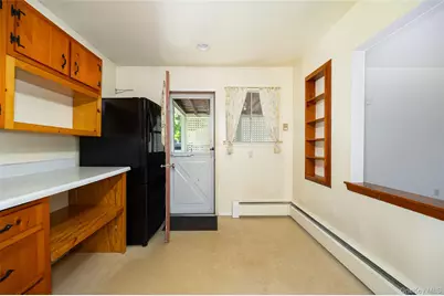 22 Howland Avenue, Beacon, NY 12508 - Photo 5