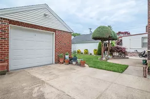 244-31 86th Rd, Bellerose, NY 11426 - Photo 25