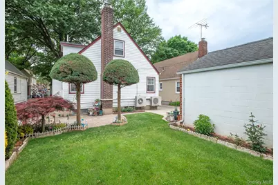 244-31 86th Road, Bellerose, NY 11426 - Photo 27