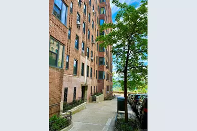 250 Cabrini Boulevard #4A, New York, NY 10033 - Photo 3