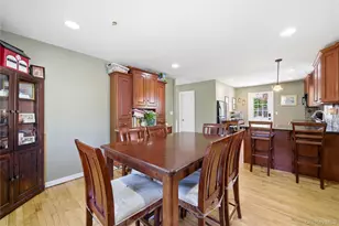 90 Fischer Ave, Islip Terrace, NY 11752 - Photo 9
