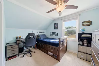 90 Fischer Avenue, Islip Terrace, NY 11752 - Photo 15
