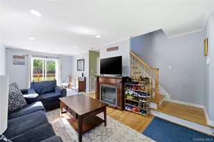 90 Fischer Ave, Islip Terrace, NY 11752 - Photo 7