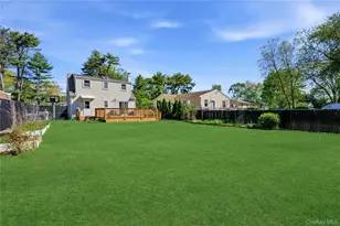 90 Fischer Ave, Islip Terrace, NY 11752 - Photo 3