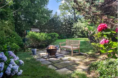 27 Bradford Road, Scarsdale, NY 10583 - Photo 7