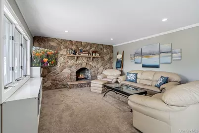 159 Driftwood Drive, West Islip, NY 11795 - Photo 25