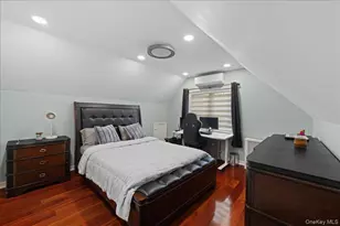 98 Sussex Rd, Elmont, NY 11003 - Photo 23