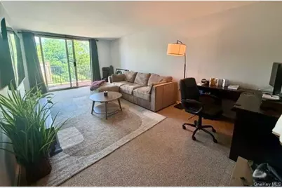 1 Lakeview Drive #4-0, Peekskill, NY 10566 - Photo 5