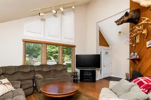 33 Guardian Dr, Mount Sinai, NY 11766 - Photo 3