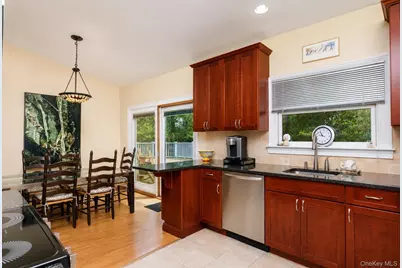 33 Guardian Drive, Mount Sinai, NY 11766 - Photo 5