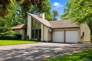 33 Guardian Dr, Mount Sinai, NY 11766 - Photo 23
