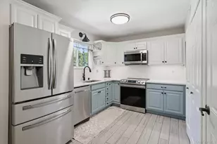 221 Springmeadow Dr, Holbrook, NY 11741 - Photo 5