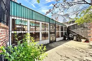 20-02 150th St, Whitestone, NY 11357 - Photo 25