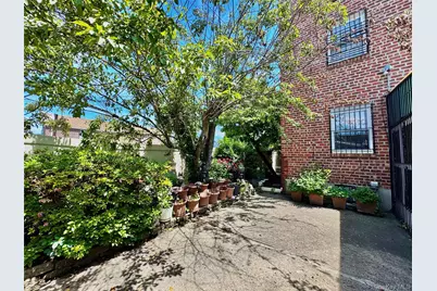 2002 150th Street, Whitestone, NY 11357 - Photo 23