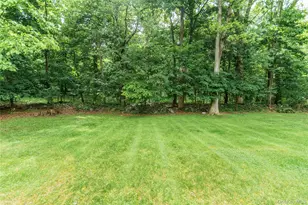 35 Windwood Dr, Newburgh, NY 12550 - Photo 7