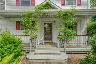 51 Deer Dr, Sound Beach, NY 11789 - Photo 3