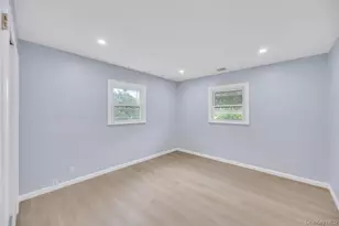 59 E Cedar St, Massapequa, NY 11758 - Photo 11