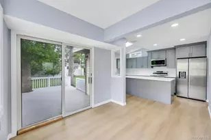 59 E Cedar St, Massapequa, NY 11758 - Photo 9
