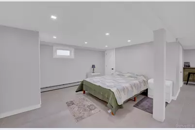 33 McKee Street, Floral Park, NY 11001 - Photo 27