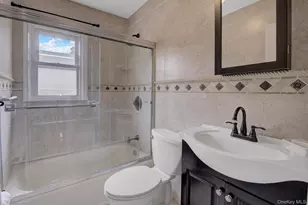 33 McKee St, Floral Park, NY 11001 - Photo 11