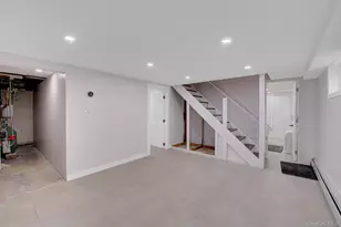 33 McKee St, Floral Park, NY 11001 - Photo 21