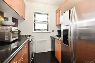 143-50 Hoover Ave, Briarwood, NY 11435 - Photo 9