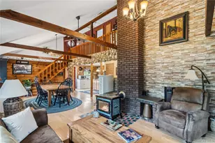 355 Woodland Ave, Manorville, NY 11949 - Photo 9