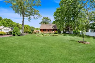 355 Woodland Ave, Manorville, NY 11949 - Photo 43