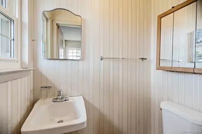 173 Loop Drive, Sayville, NY 11782 - Photo 19