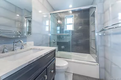 164 Jefferson Street, Inwood, NY 11096 - Photo 15