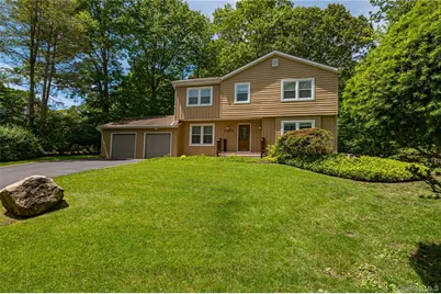 600 Scraggy Hill Road, Port Jefferson, NY 11777 - Photo 25