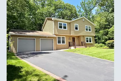 600 Scraggy Hill Road, Port Jefferson, NY 11777 - Photo 1
