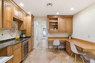 316 S Woods Rd, Woodbury, NY 11797 - Photo 19