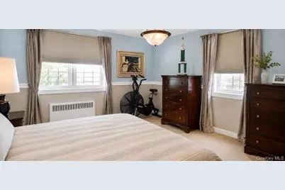162-01 Powells Cove Boulevard #2G, Whitestone, NY 11357 - Photo 13