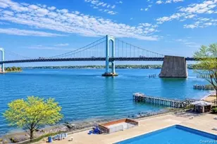 162-01 Powells Cove Blvd, Whitestone, NY 11357 - Photo 17
