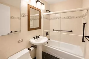 162-01 Powells Cove Blvd, Whitestone, NY 11357 - Photo 11