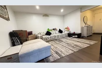 20 Wendell Street #C39, Hempstead, NY 11550 - Photo 17