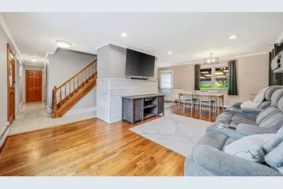 40 Mark Drive, Holbrook, NY 11741 - Photo 13