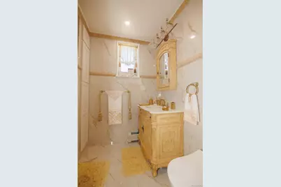 1715 Hering Avenue, Bronx, NY 10461 - Photo 17