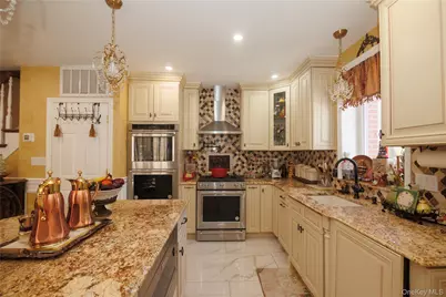 1715 Hering Avenue, Bronx, NY 10461 - Photo 5
