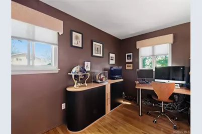 161 Cow Neck Road, Port Washington, NY 11050 - Photo 15