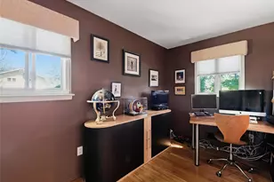 161 Cow Neck Rd, Port Washington, NY 11050 - Photo 15