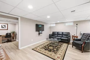 161 Cow Neck Rd, Port Washington, NY 11050 - Photo 25