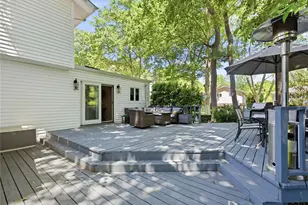 161 Cow Neck Rd, Port Washington, NY 11050 - Photo 27