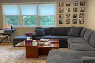 7 Appletree Ln, Great Neck, NY 11023 - Photo 3