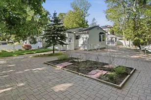 26 Florida Rd, Rocky Point, NY 11778 - Photo 15