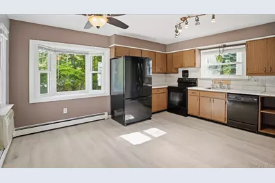 26 Florida Road, Rocky Point, NY 11778 - Photo 3