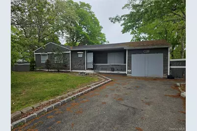 135 Margin Drive E, Shirley, NY 11967 - Photo 3