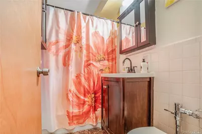 90-11 35th Avenue #6T, Jackson Heights, NY 11372 - Photo 17