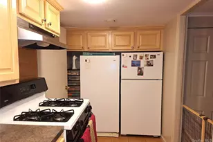 85-46 96th St, Woodhaven, NY 11421 - Photo 29